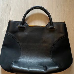 Chic leather & suede tote with shoulder strap